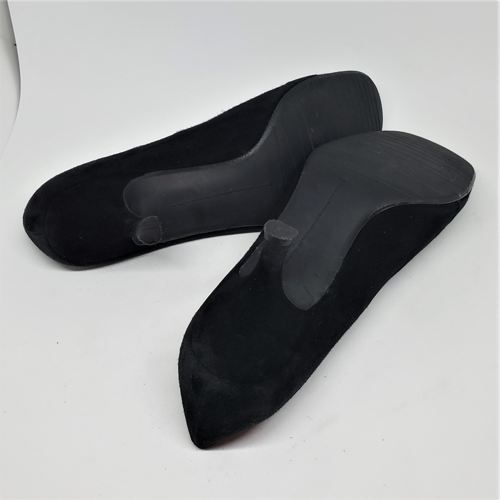 STUART WEITZMAN Suede Kitten heel Buckle Pump 8.5 - Picture 7 of 8